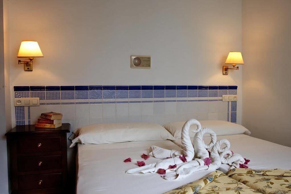 Hostal Boutique Plaza Cantarero Nerja Dış mekan fotoğraf